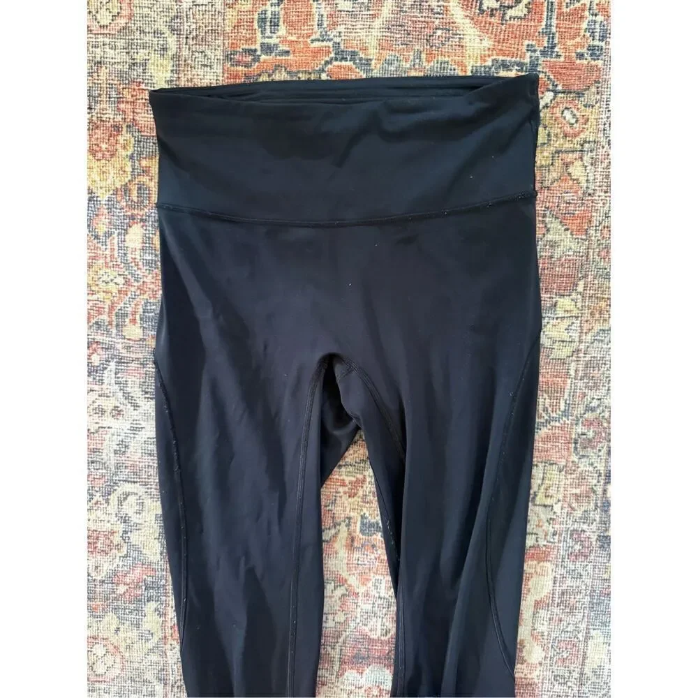 Lululemon size 6 High Waist Black Crop Legging Pants